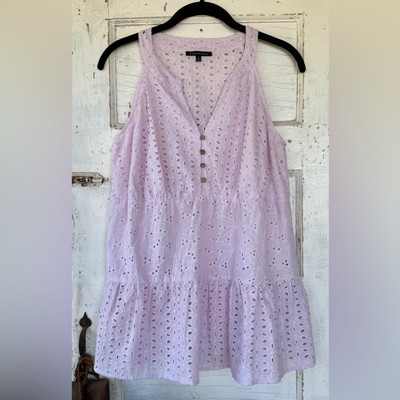 STACCATO, NWOT WOMENS SLEEVELESS, TIERED TOP IN LILAC. 100% COTTON EYELET.SIZE S - Picture 4 of 9